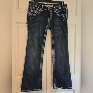 Elegant Dark Blue Flare Jeans with White Stitching